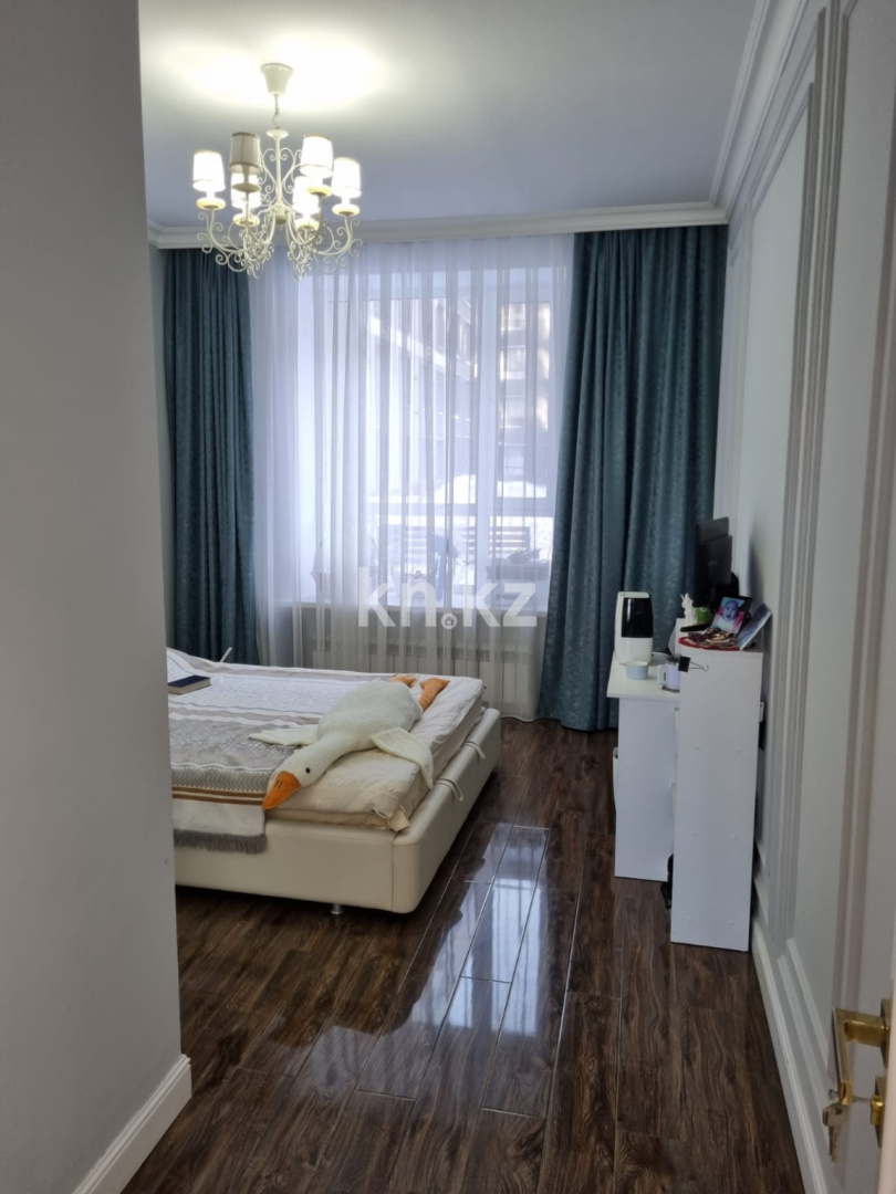 Продажа 5-комнатной квартиры, 130.5 м², ул. Керей, Жанибек хандар, дом  40 в Астане - фото 12