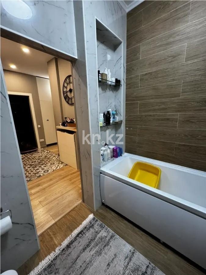 Продажа 3-комнатной квартиры, 100 м², ул. Манаева, дом  92 в Алматы - фото 5