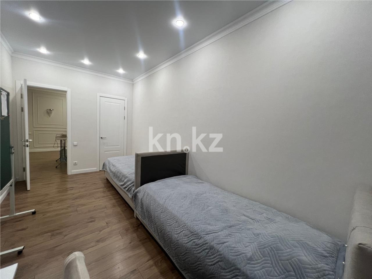 Продажа 3-комнатной квартиры, 86 м² в Караганде - фото 38