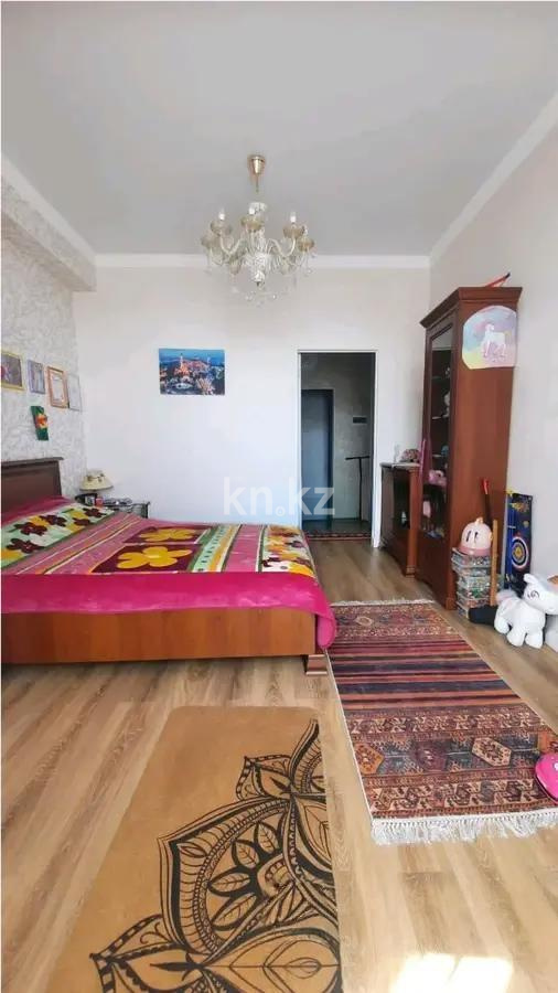 Продажа 2-комнатной квартиры, 56 м², ул. Шевченко, дом  130 в Алматы - фото 2