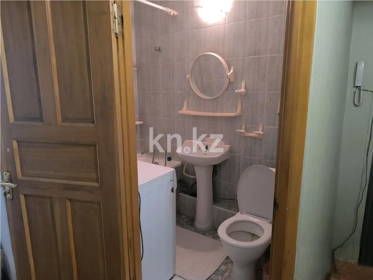 Продажа 2-комнатной квартиры, 45 м², мкр-н 12, дом  13 в Алматы - фото 4