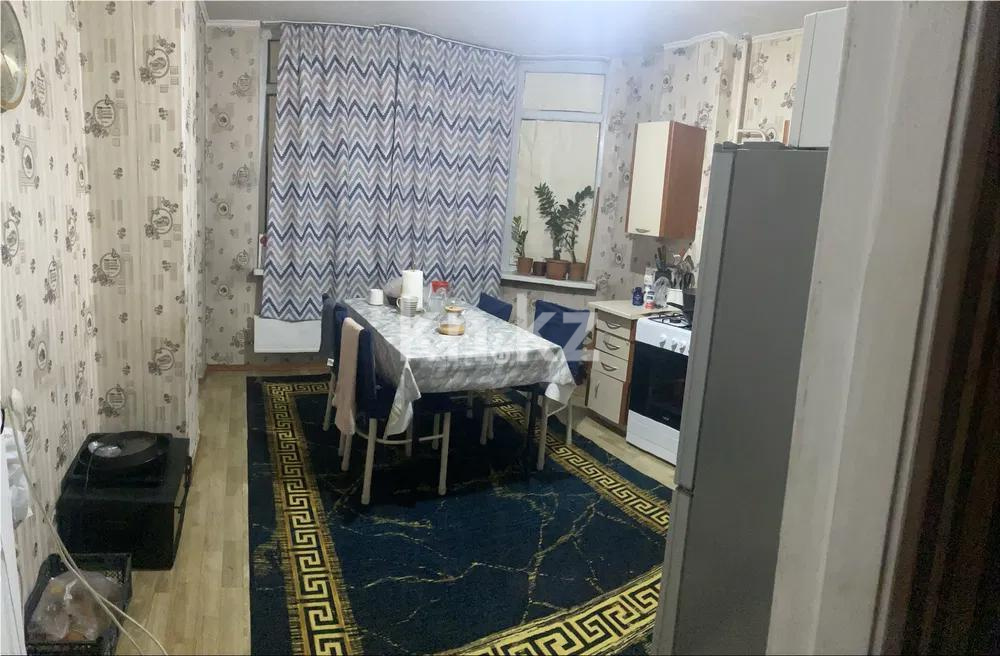 Продажа 2-комнатной квартиры, 48 м², мкр-н Кокжиек, дом  13 в Алматы - фото 3