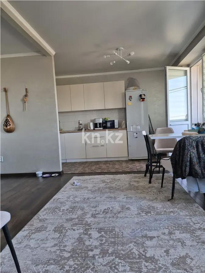 Продажа 2-комнатной квартиры, 50 м², мкр-н Аксай-1, дом  11/7 в Алматы - фото 3