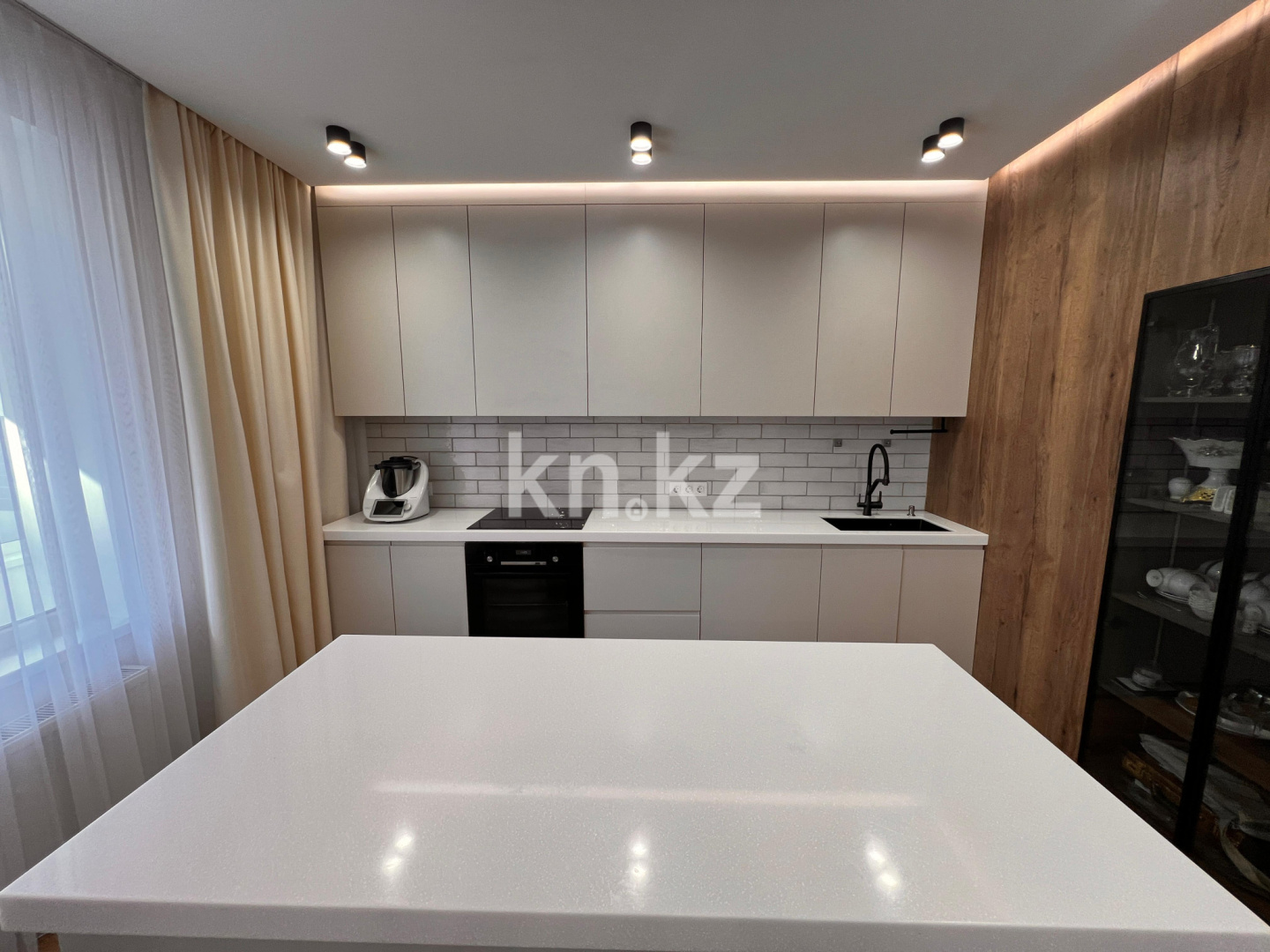 Продажа 4-комнатной квартиры, 124 м², пр. Туран, дом  57/3 - ул. Бухар жырау в Астане - фото 5