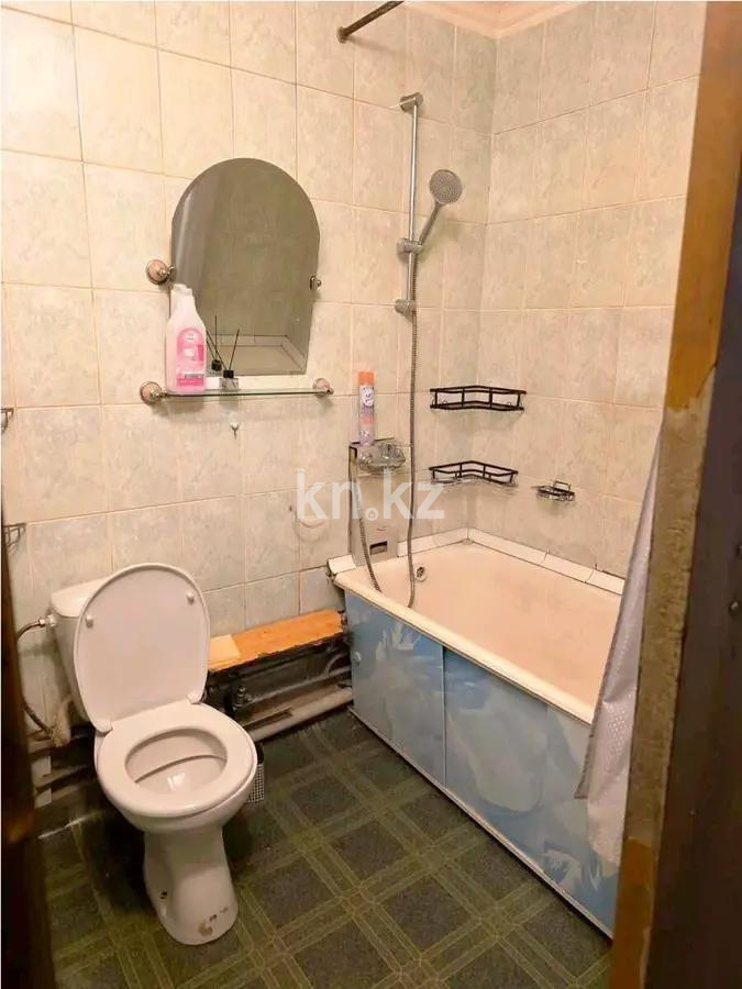 Продажа 2-комнатной квартиры, 47 м², 3 мкр., дом  22 в Алматы - фото 3