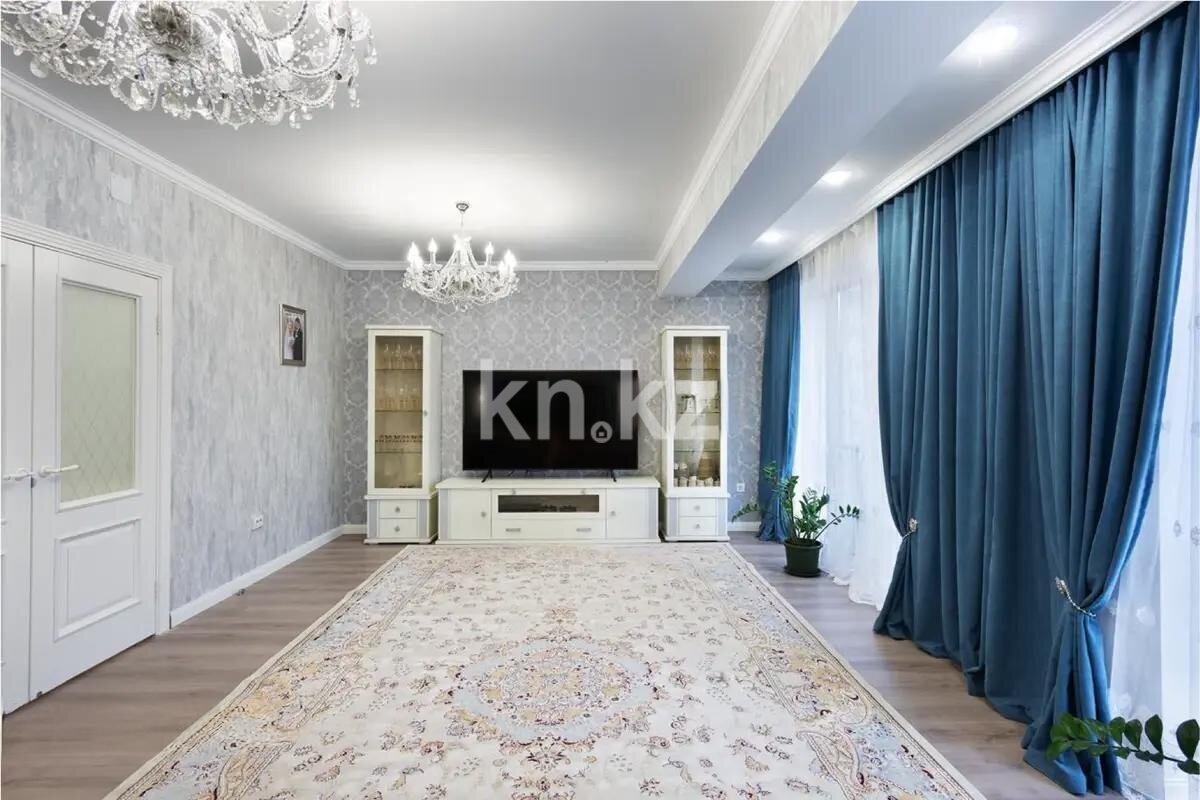 Продажа 4-комнатной квартиры, 122 м² в Алматы
