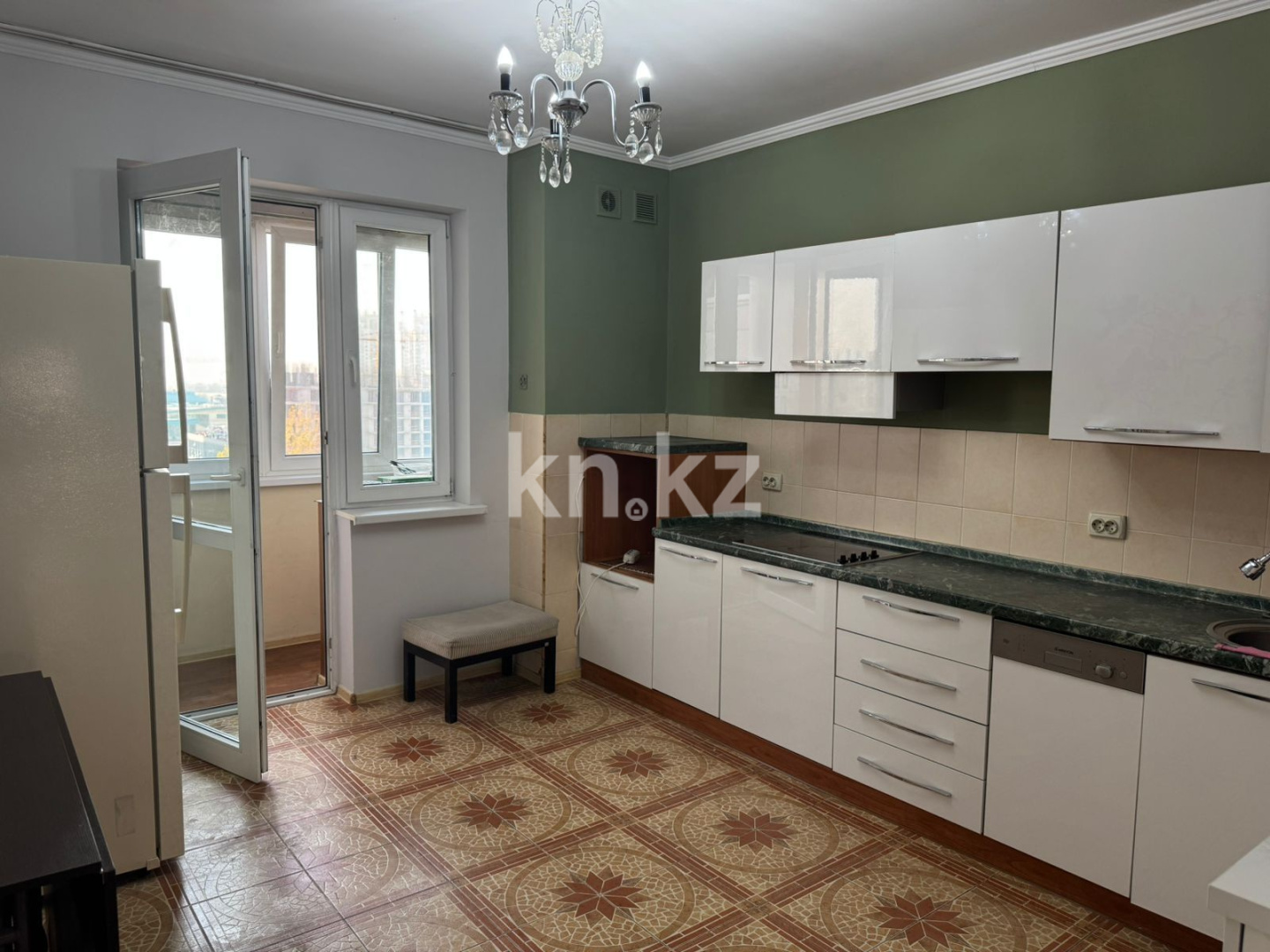 Аренда 2-комнатной квартиры, 96 м², пр. Серкебаева, дом  111 в Алматы - фото 9