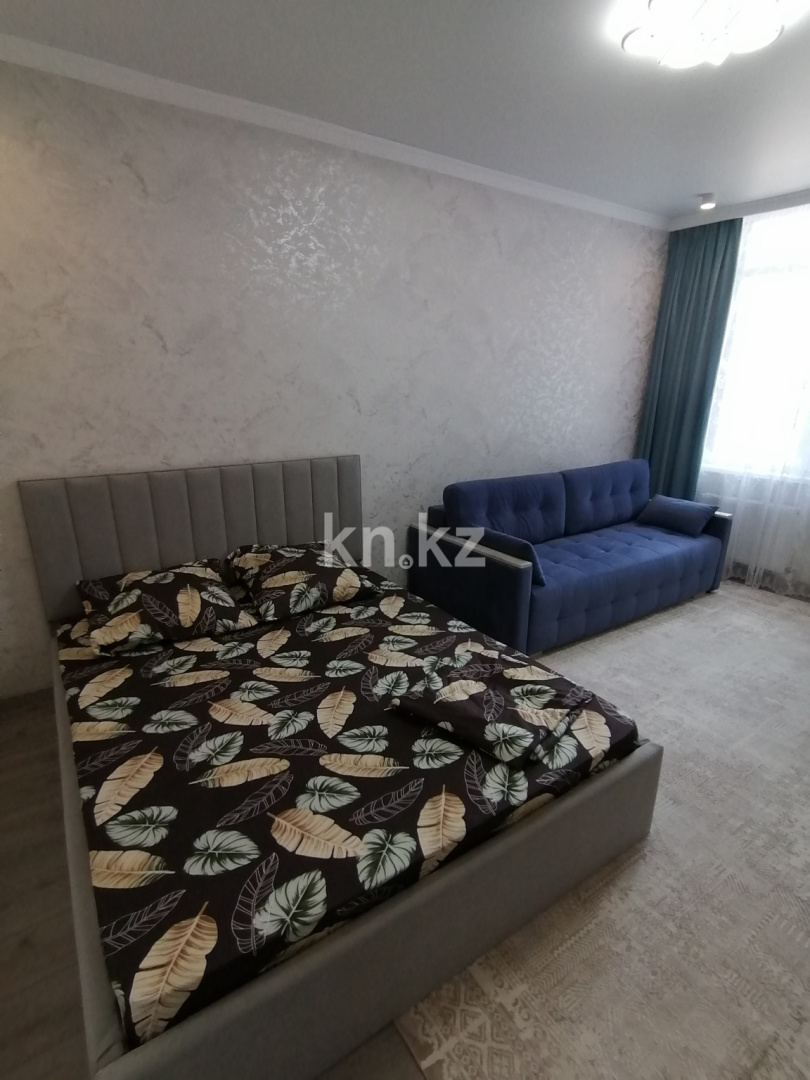 Аренда 1-комнатной квартиры посуточно, 50 м², ул. Байтурсынова, дом  16 - ул. Жургенова в Астане - фото 3