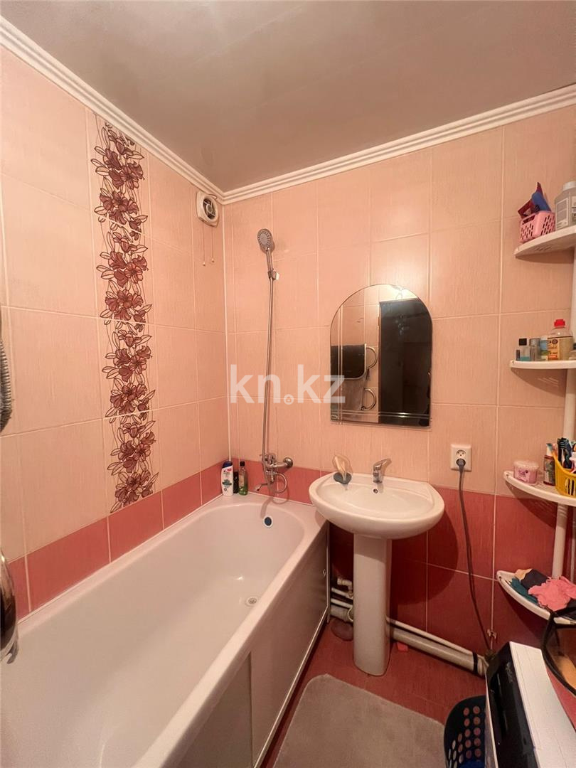 Продажа 4-комнатной квартиры, 75 м², мкр-н Степной-2, дом  4 в Караганде - фото 7