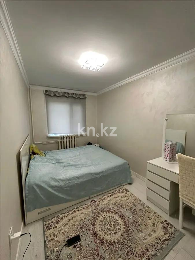 Продажа 3-комнатной квартиры, 58 м², мкр-н 8, дом  3 в Алматы - фото 2