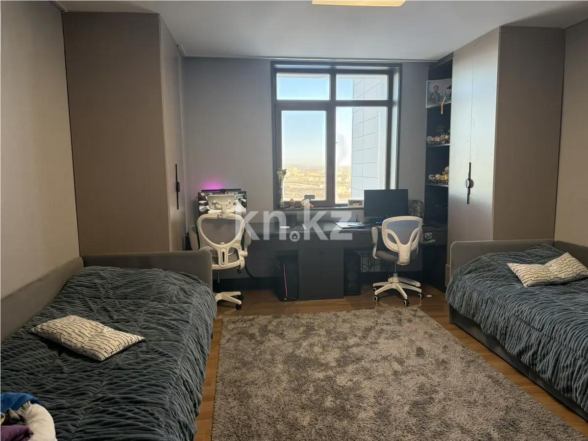 Продажа 4-комнатной квартиры, 130 м² в Астане - фото 3