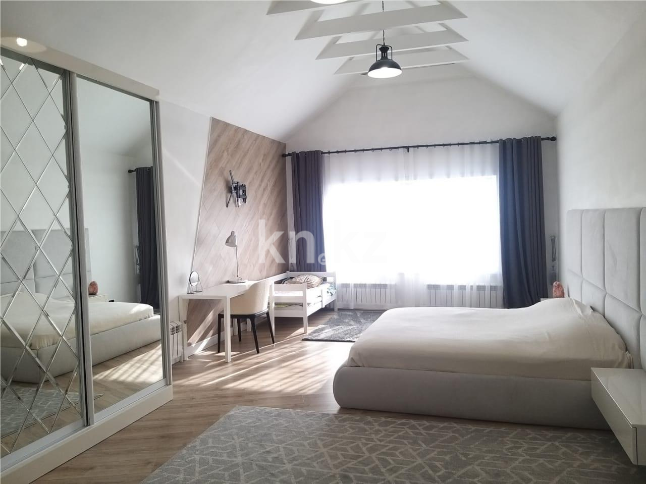 Продажа 5-комнатного дома, 520 м², ул. Муканова в Караганде - фото 11