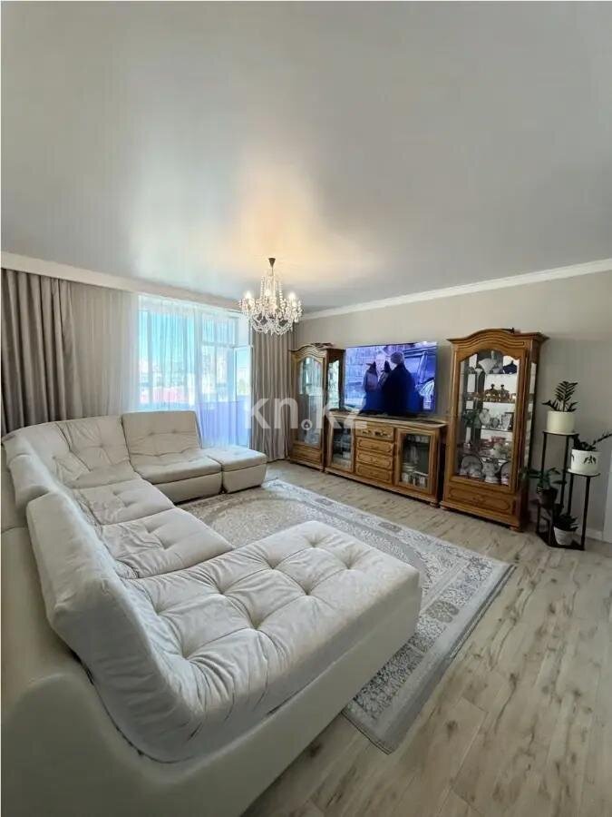 Продажа 4-комнатной квартиры, 92.5 м² в Астане