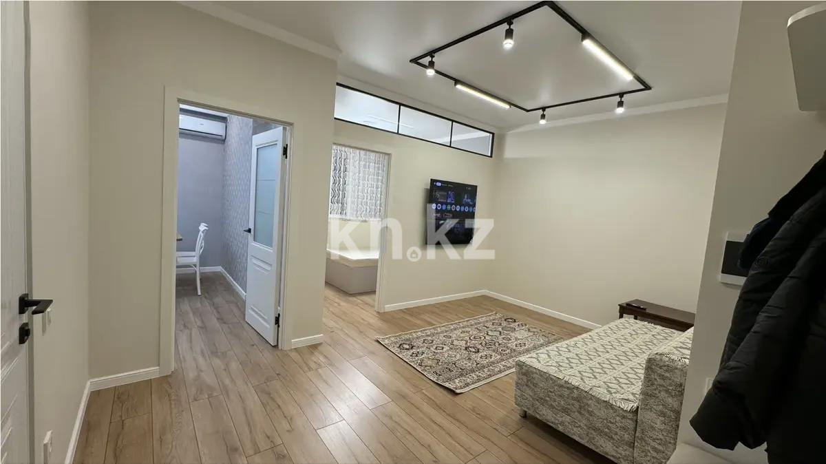 Продажа 2-комнатной квартиры, 42.2 м², мкр-н Калкаман-1, дом  5/9 в Алматы