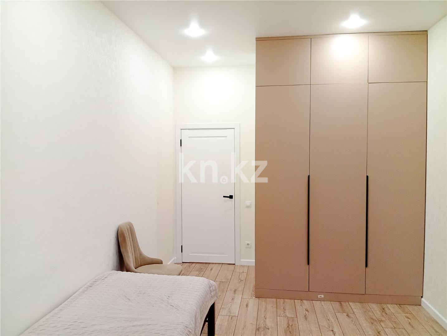 Продажа 2-комнатной квартиры, 62.2 м², ул. Айтматова в Астане - фото 5