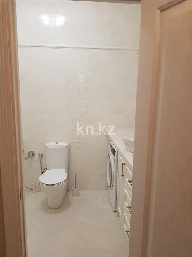 Продажа 2-комнатной квартиры, 82 м² в Алматы - фото 2