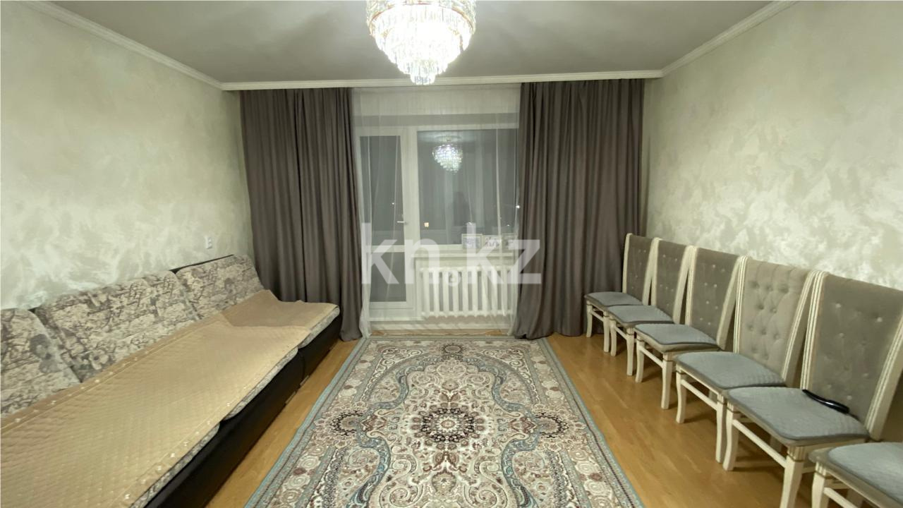Продажа 3-комнатной квартиры, 64 м², мкр. Голубые Пруды в Караганде - фото 2