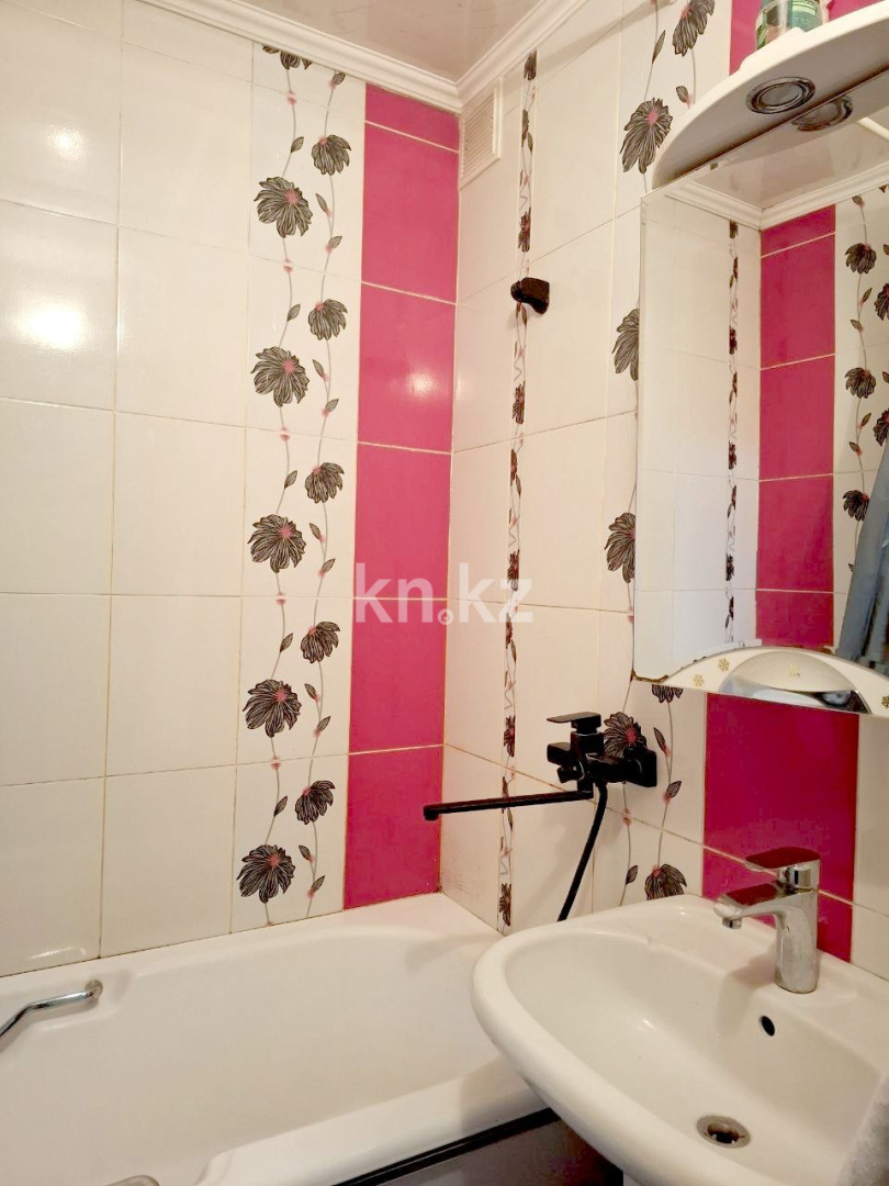 Продажа 3-комнатной квартиры, 67.5 м² в Усть-Каменогорске - фото 11