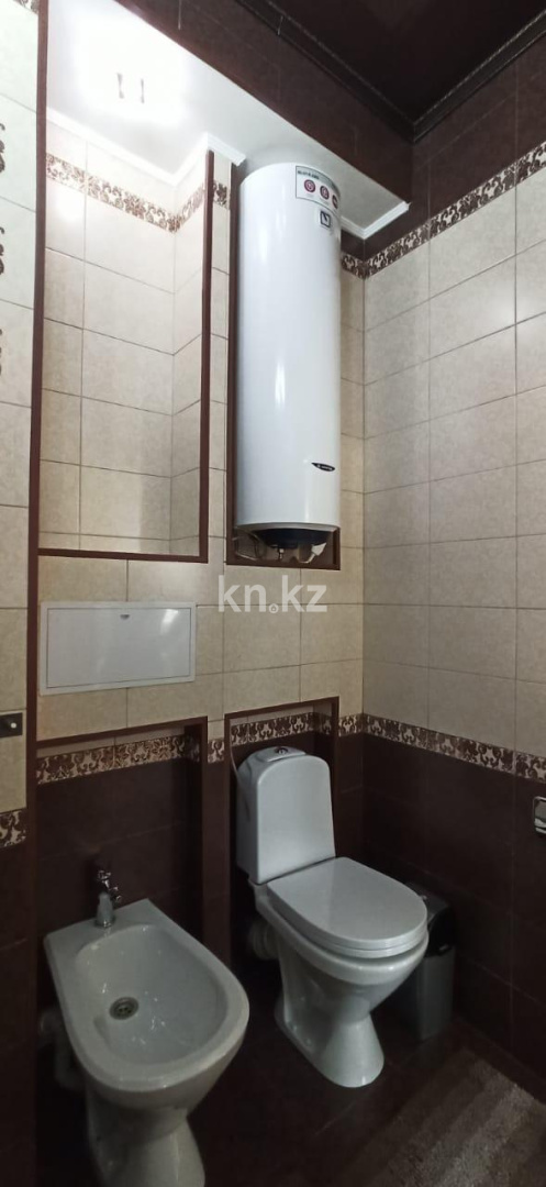 Продажа 2-комнатной квартиры, 60 м², ул. Ержанова в Караганде - фото 10