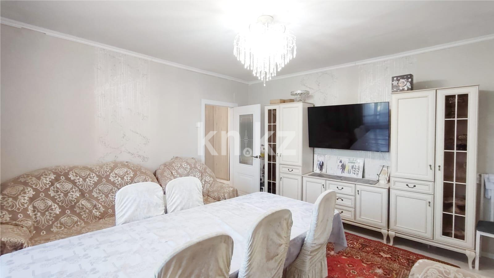 Продажа 4-комнатной квартиры, 78 м², ул. Белинского в Караганде - фото 3