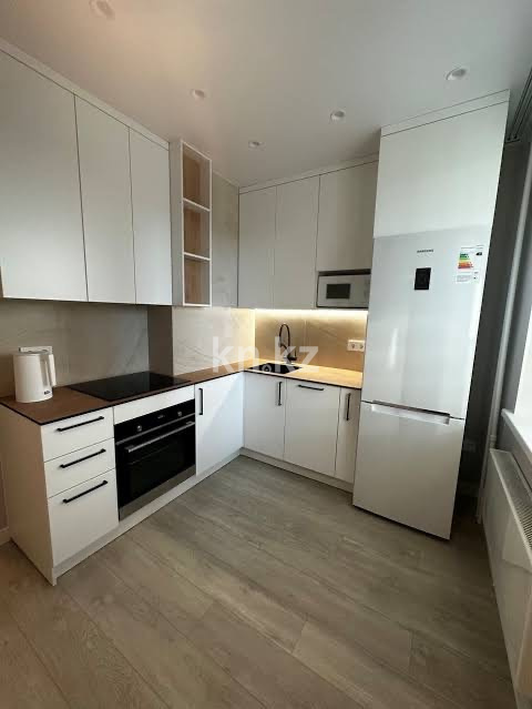 Аренда 1-комнатной квартиры посуточно, 45 м², ул. Керей, Жанибек хандар, дом  12/1 - ул. Сауран в Астане