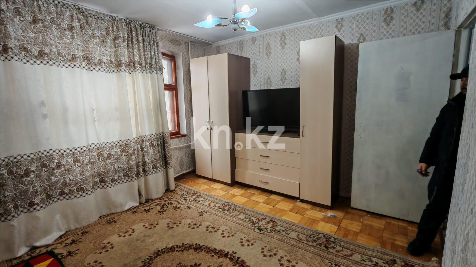 Продажа 1-комнатной квартиры, 32 м² в Караганде