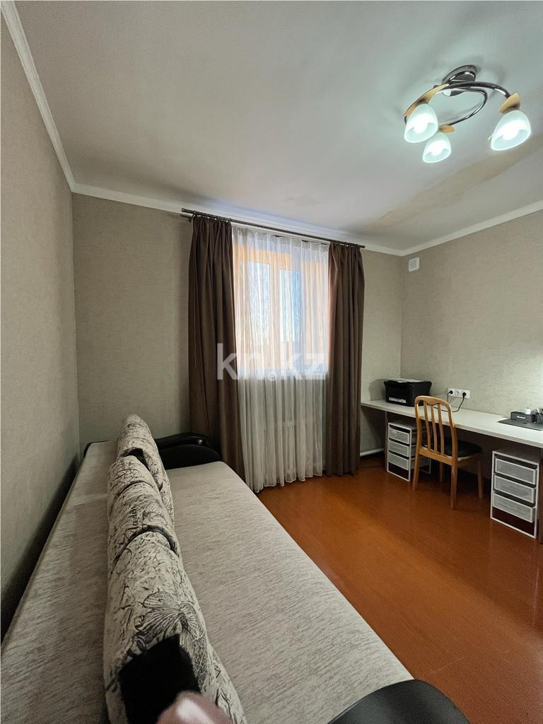 Продажа 5-комнатного дома, 210 м², ул. Мынбаева, дом  106 в Караганде - фото 8