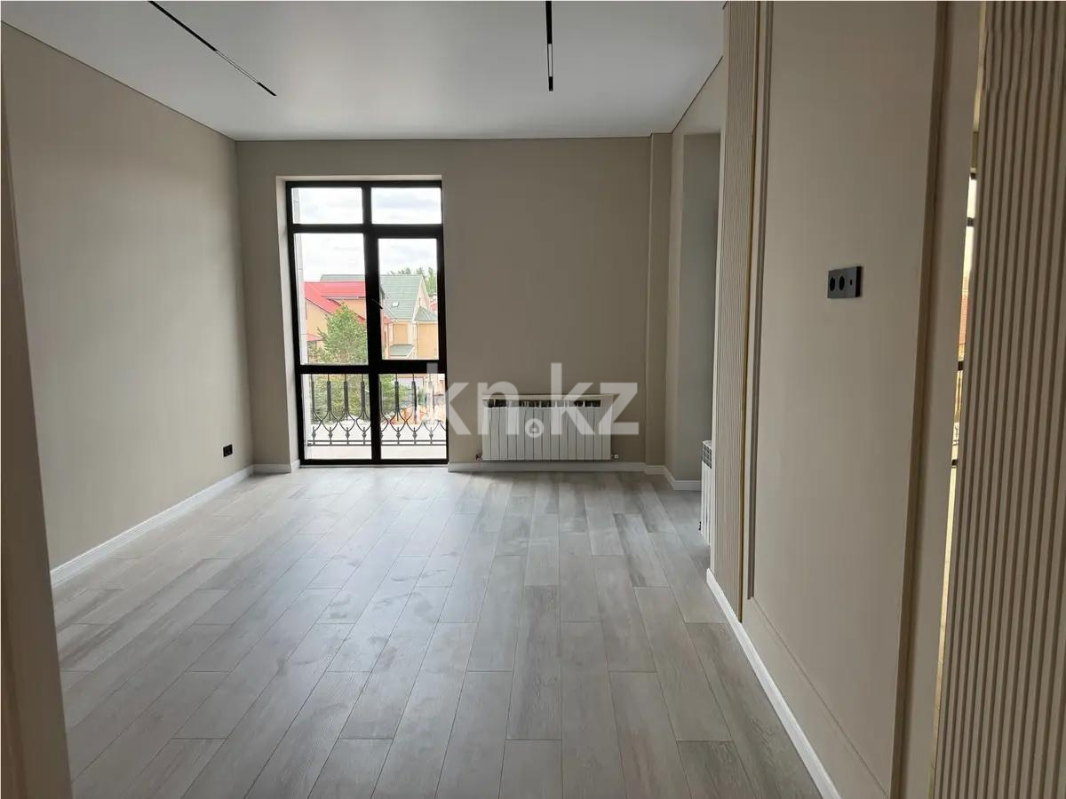 Продажа 3-комнатной квартиры, 112 м², ул. Аманжолова, дом  14/1 в Караганде