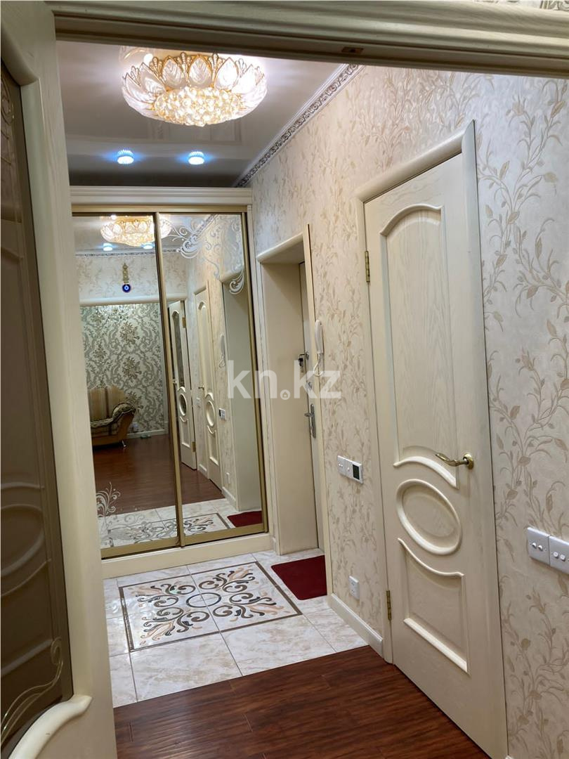 Продажа 3-комнатной квартиры, 84 м², пр. Шахтеров, дом  74 в Караганде - фото 6