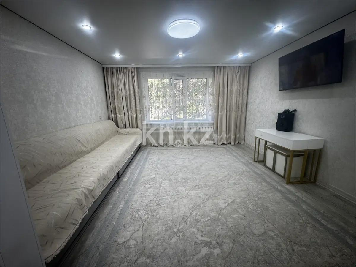 Продажа 4-комнатной квартиры, 77 м² в Караганде