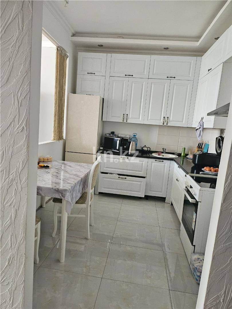 Продажа 2-комнатной квартиры, 80 м², ул. Достык в Астане - фото 3