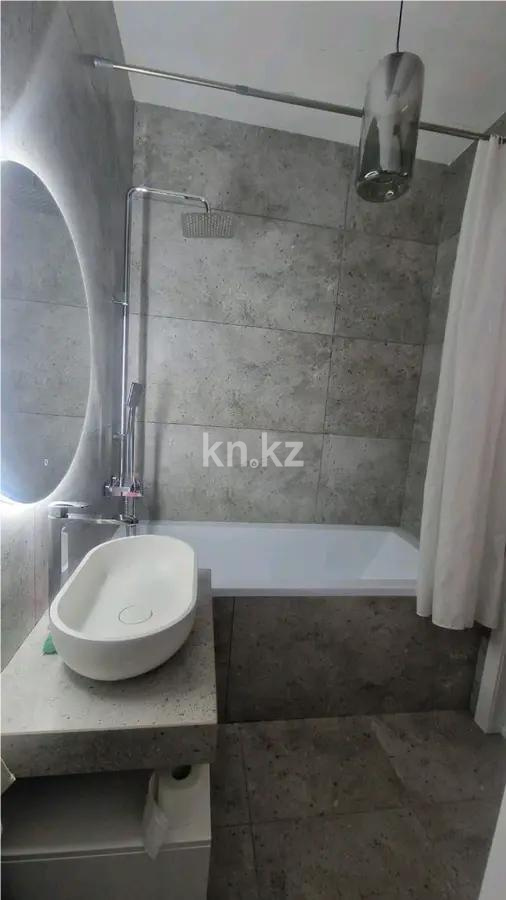 Продажа 4-комнатной квартиры, 90 м², пр. Аль-Фараби, дом  33 в Астане - фото 5