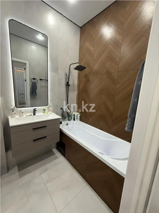 Продажа 2-комнатной квартиры, 68.5 м², пр. Туран, дом  39а в Астане - фото 4