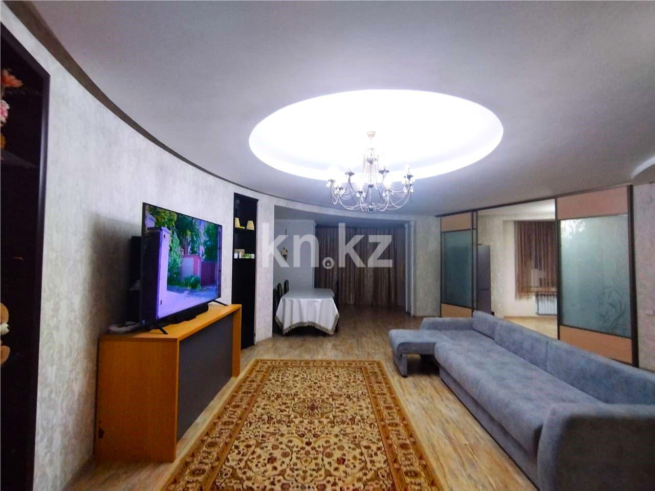 Продажа 3-комнатной квартиры, 134 м² в Караганде