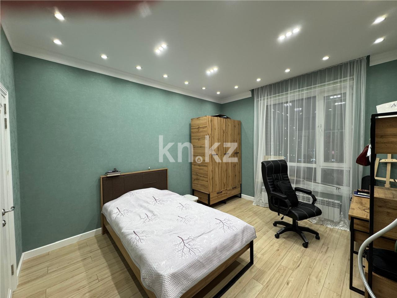 Продажа 5-комнатной квартиры, 140.2 м² в Астане - фото 11