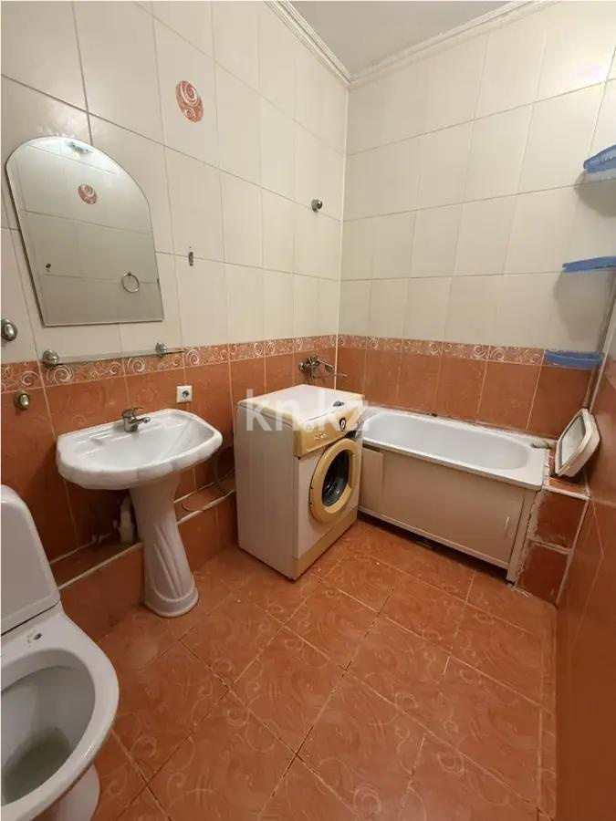 Продажа 1-комнатной квартиры, 36 м², ул. Отырар, дом  18 в Астане - фото 4