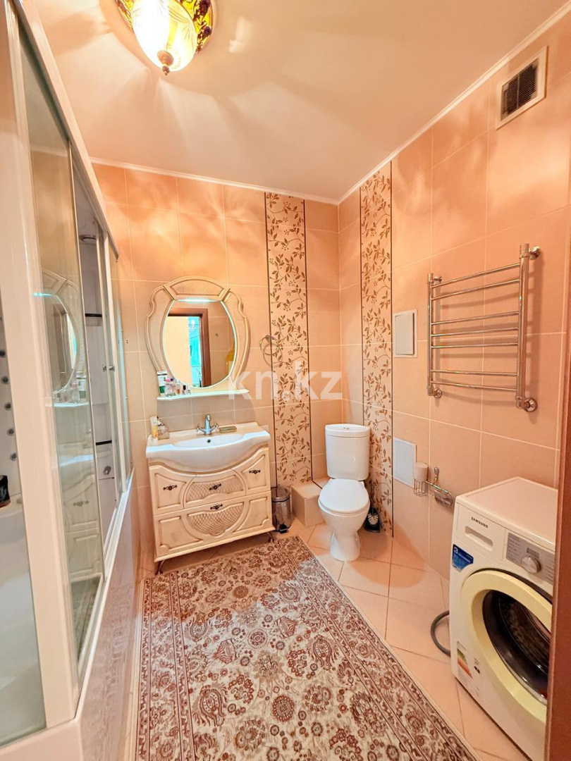 Продажа 3-комнатной квартиры, 130 м², ул. Достык, дом  5/1 - ул. Сауран в Астане - фото 22