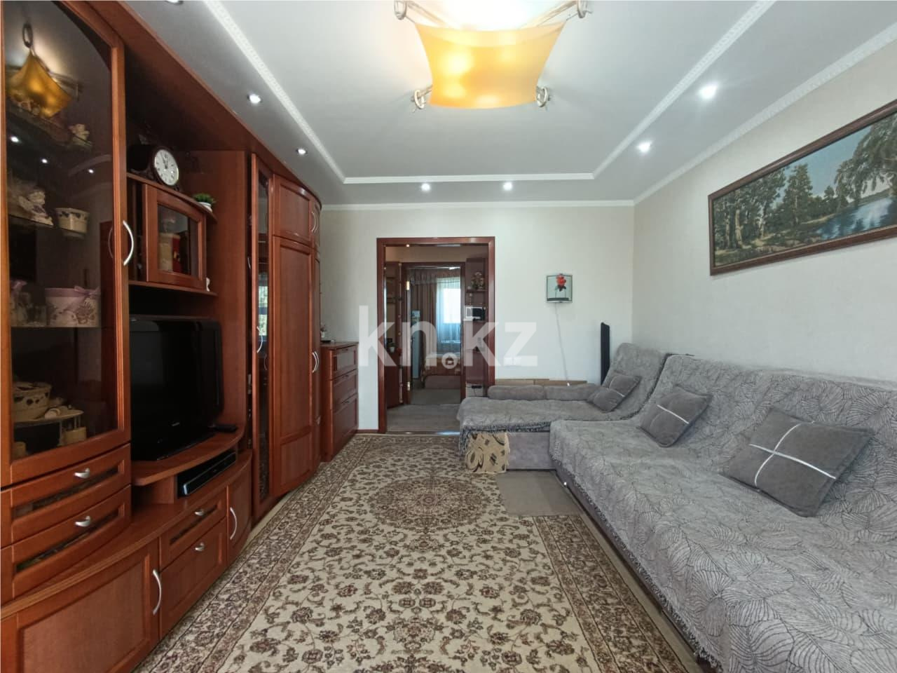 Продажа 3-комнатной квартиры, 61 м², ул. Маметовой в Караганде