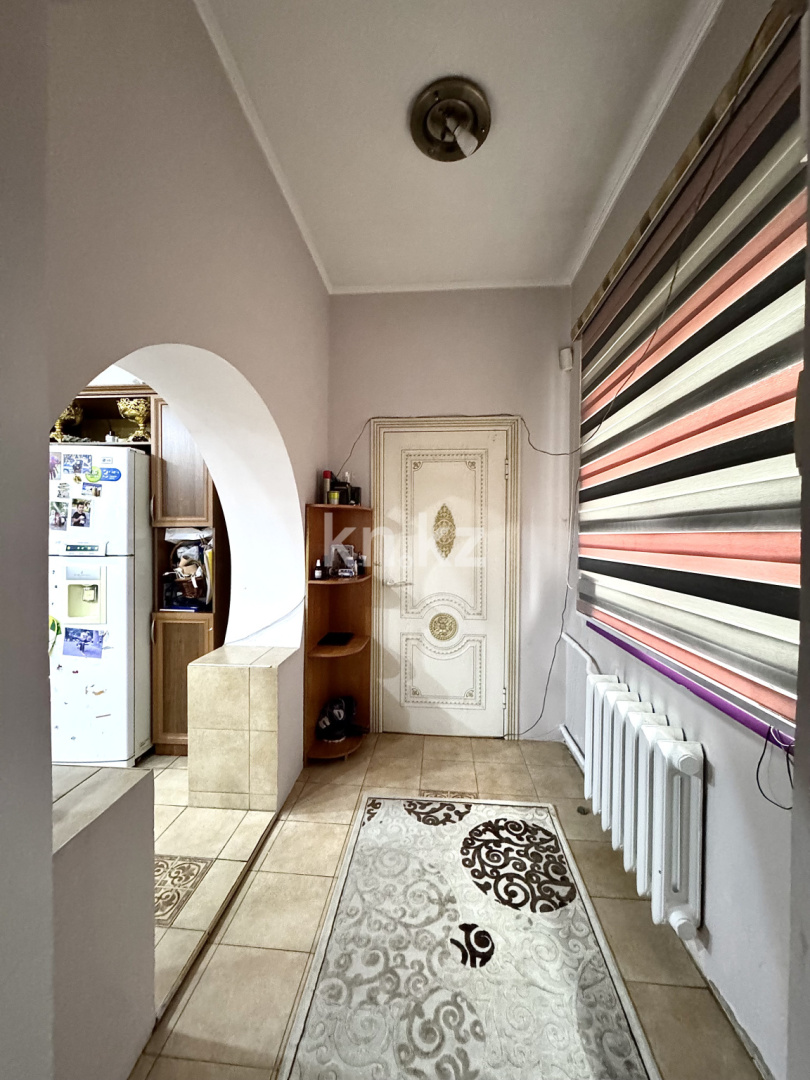 Продажа 6-комнатного дома, 200 м², ул. Грибоедова в Алматы - фото 12