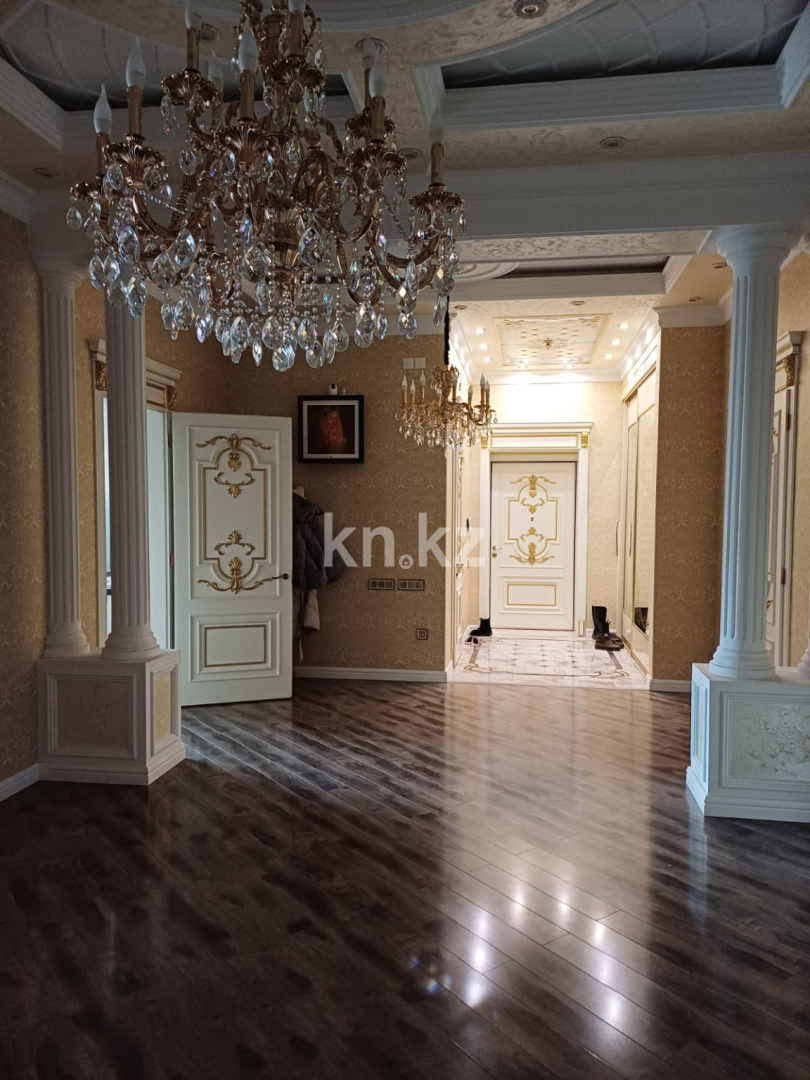 Продажа 5-комнатной квартиры, 270 м², ул. Бокейхана, дом  14 в Астане - фото 3