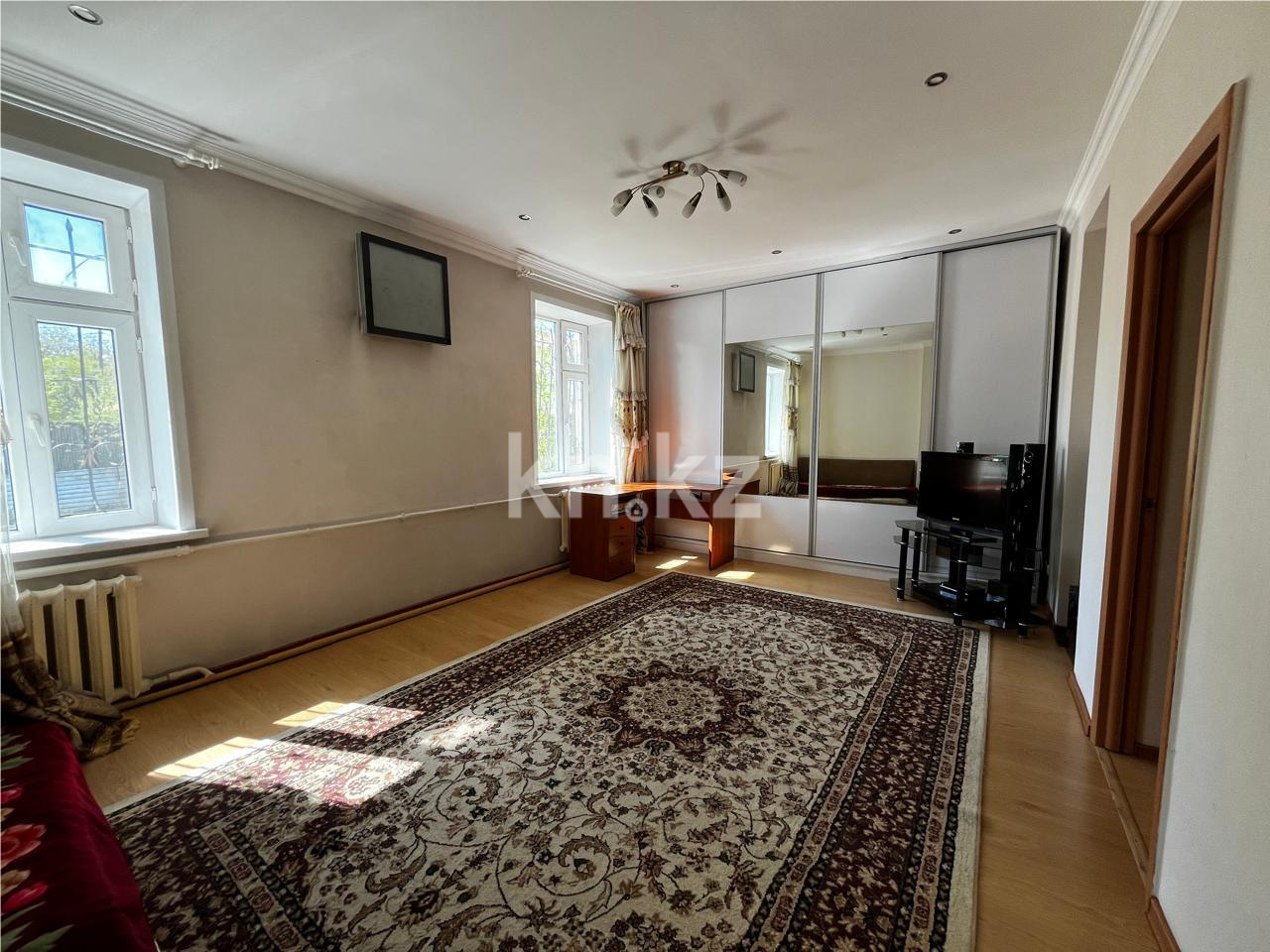 Продажа 3-комнатного дома, 87 м², ул. Шакирова в Караганде