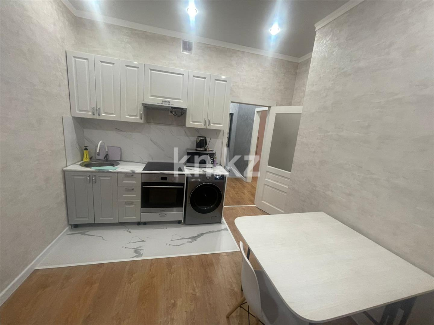 Продажа 1-комнатной квартиры, 41 м², ул. Ашимова, дом  21 блок А в Караганде - фото 5