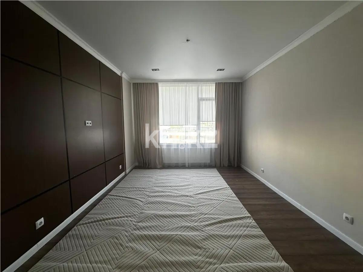 Продажа 3-комнатной квартиры, 92 м², ул. Байтурсынова, дом  6 в Астане