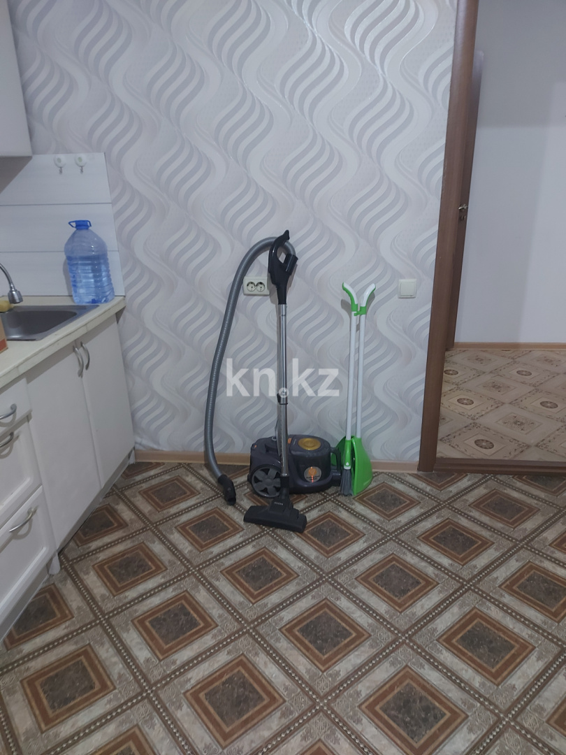 Продажа 1-комнатной квартиры, 36 м², пр. Кудайбердыулы в Астане - фото 6