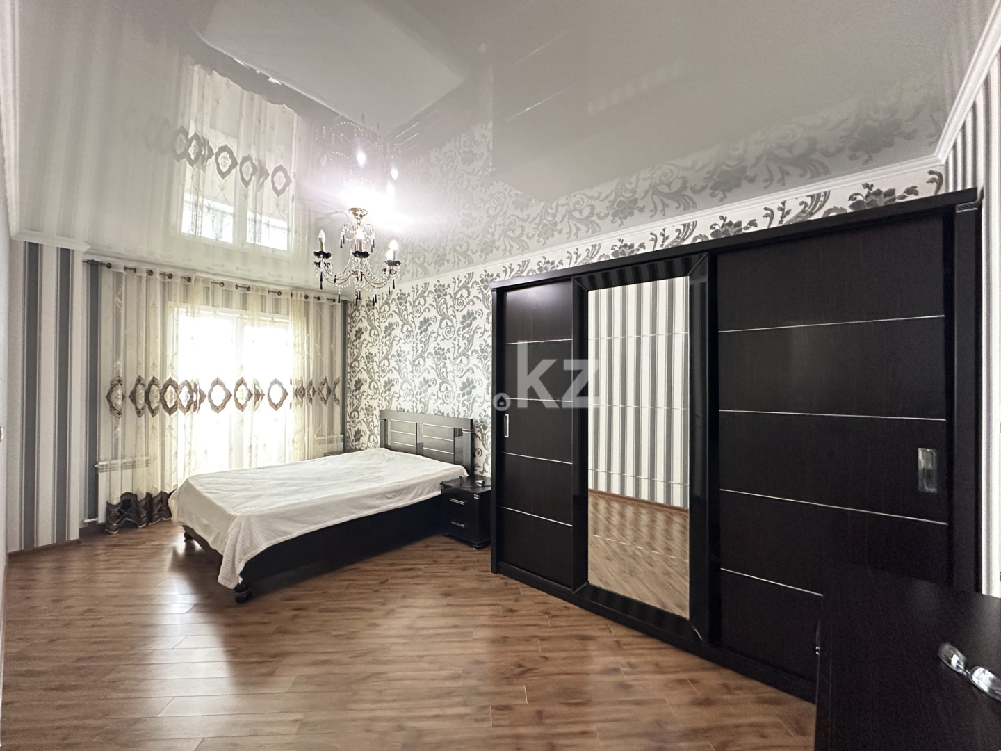 Аренда 3-комнатной квартиры, 117 м², пр. Шахтеров, дом  60 в Караганде - фото 14