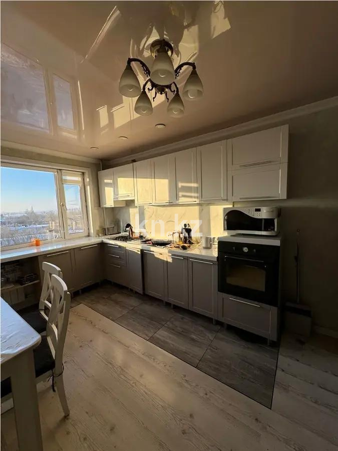 Продажа 5-комнатной квартиры, 86 м², 2 квартал, дом  26 в Караганде - фото 4