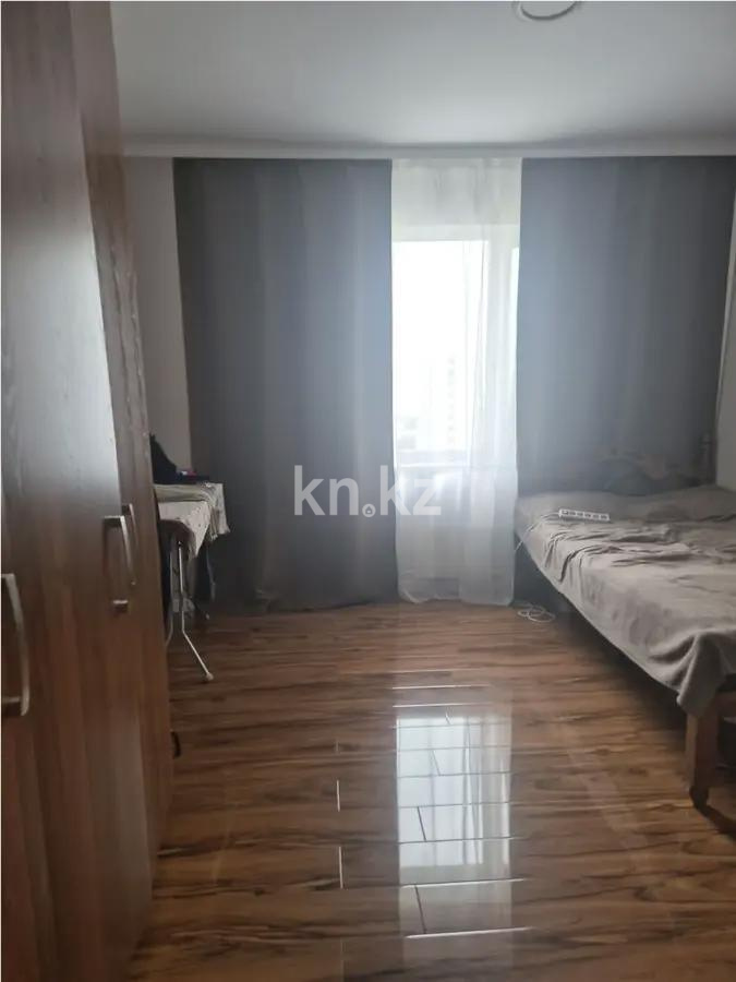 Продажа 4-комнатной квартиры, 105 м², ул. Кенесары, дом  9 в Астане - фото 4