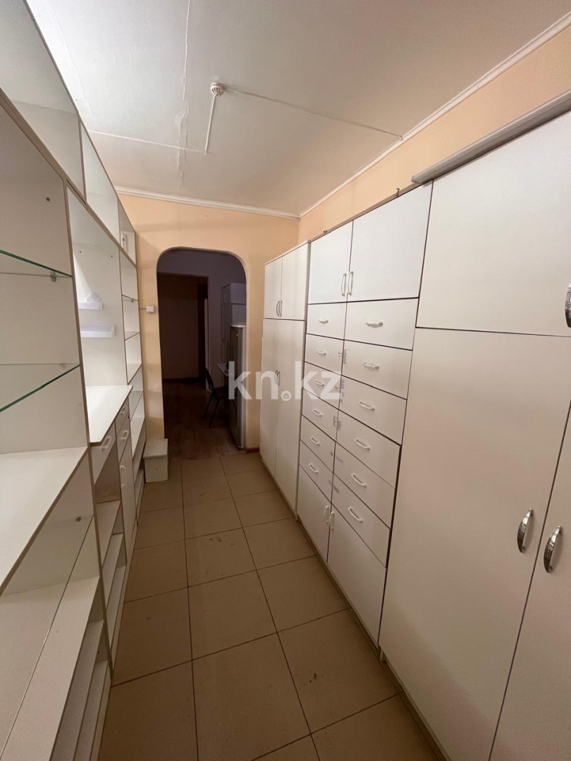 Продажа , 47 м², мкр-н Восток-3, дом  20 в Караганде - фото 6