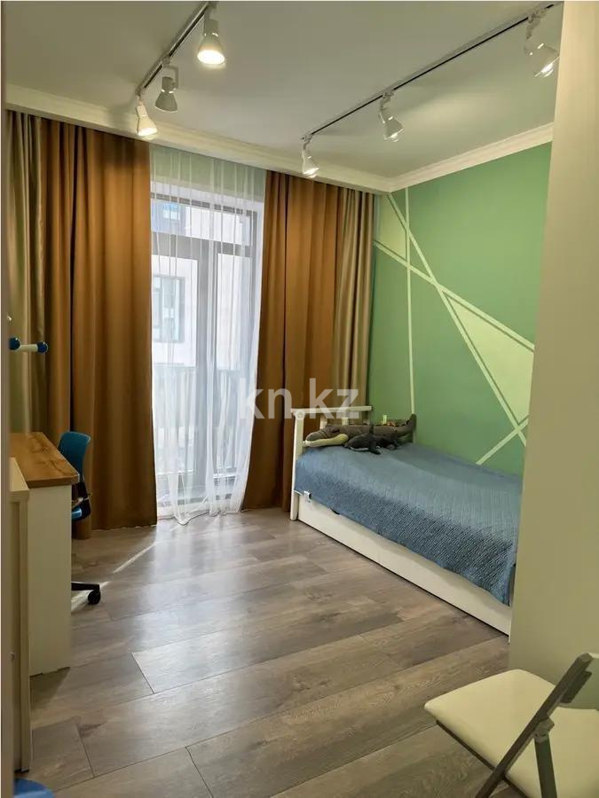 Продажа 3-комнатной квартиры, 97.2 м², ул. Кулболды, дом  1/2 в Алматы - фото 2