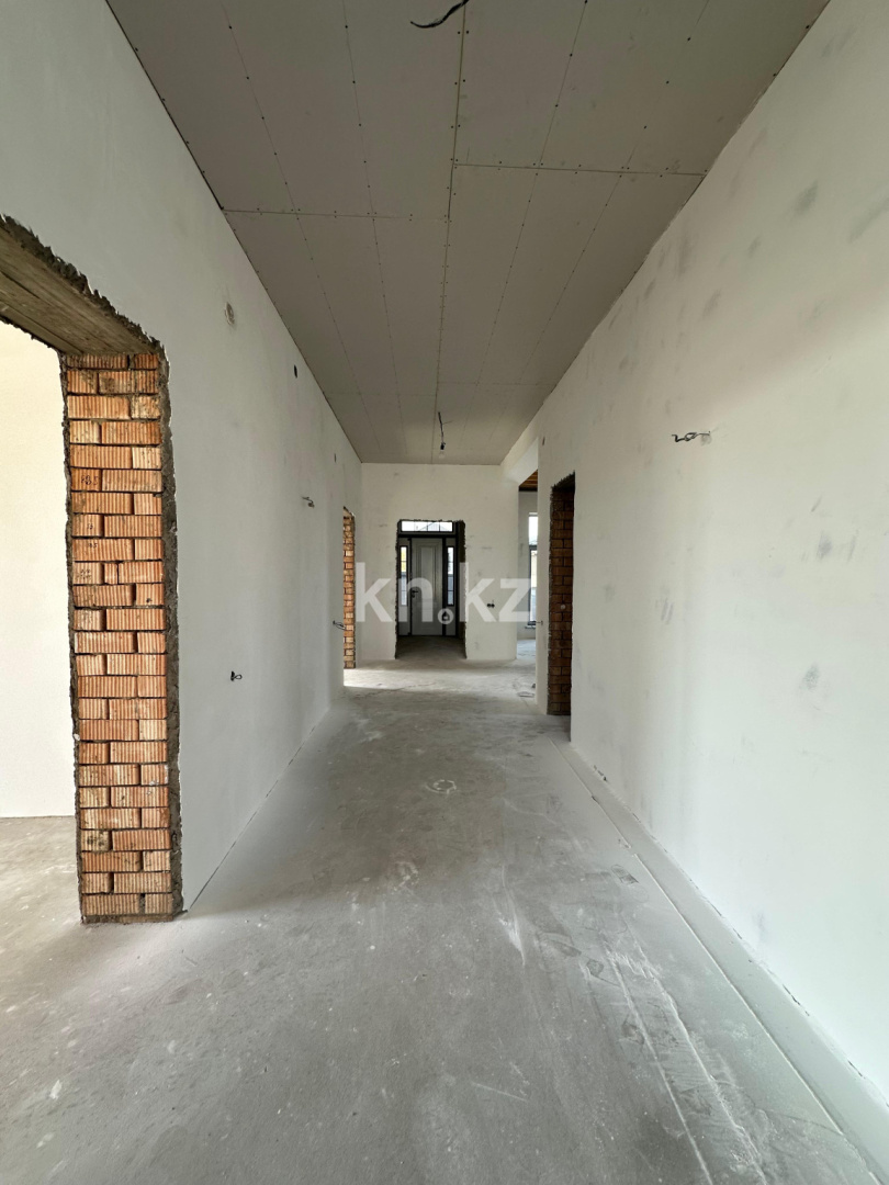Продажа 8-комнатного дома, 400 м², микрорайон "Ынтымак-2", дом  1111 в Шымкенте - фото 27